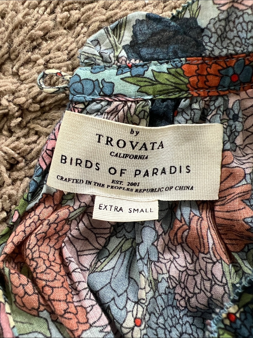 Travota Birds Of Paradis Carla Highneck Short In Bramble Print . Size XS - Picture 11 of 11